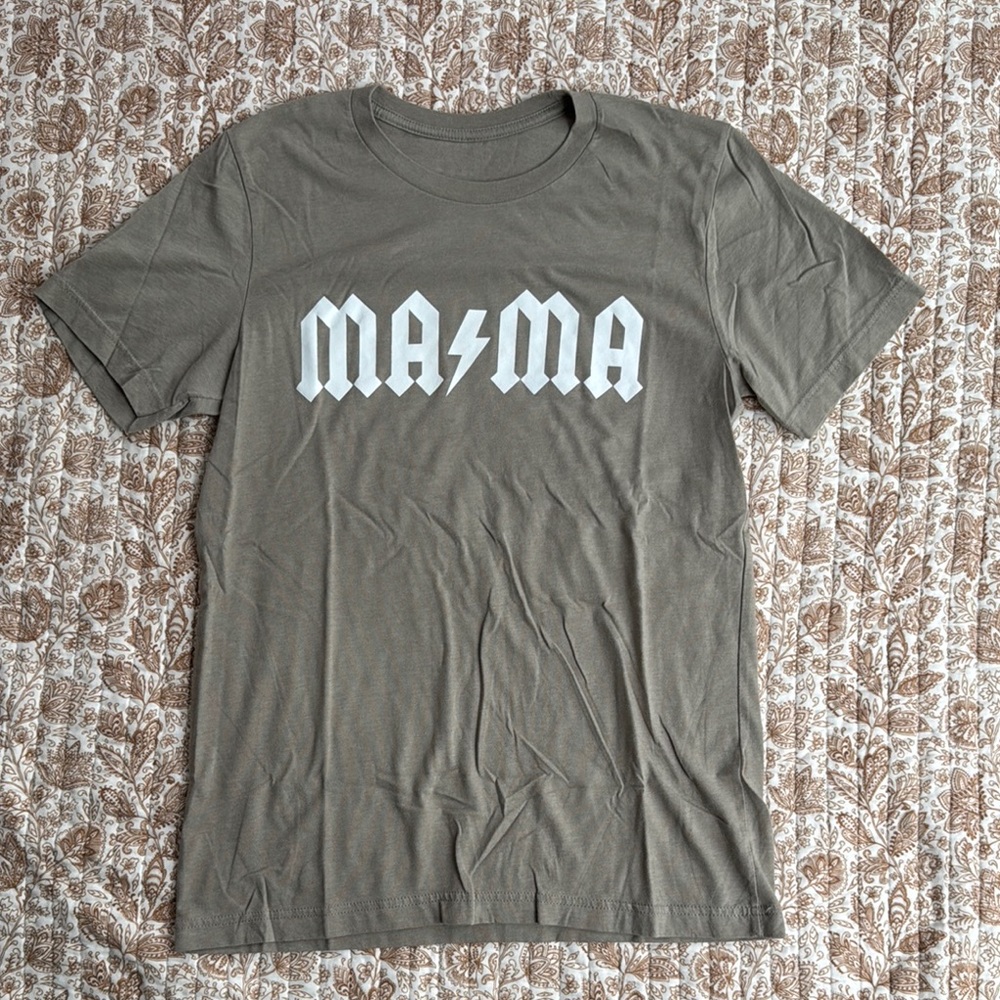 Tee